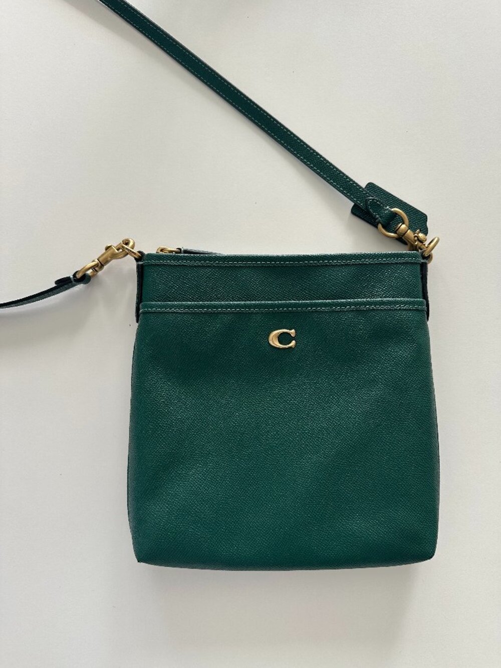 Coach Kitt Messenger Crossbody Dark Green Crossgrain Leather CC526